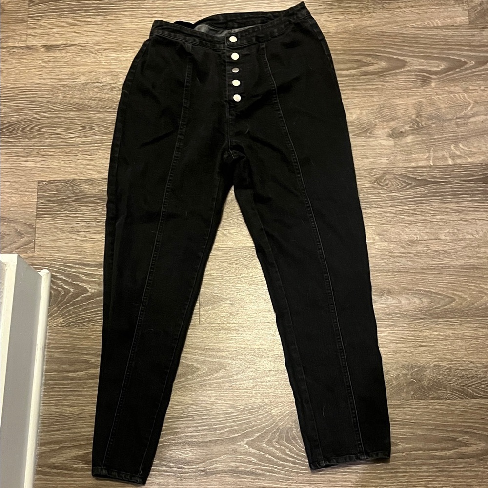 Kittenish Delaney Black High-Rise Jeans with Button Detail - Picture 1 of 3